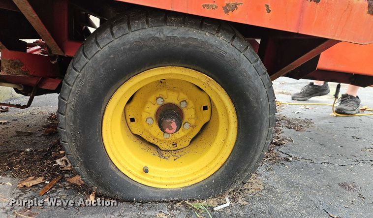 image for item EO4551 Ty-Crop Quick Pass top dresser spreader