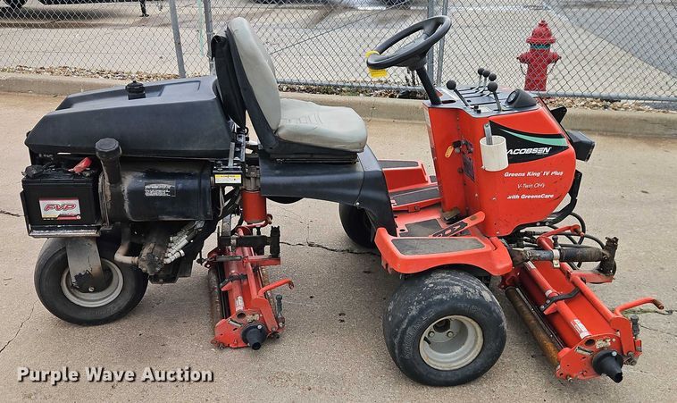 image for item EO4552 Jacobsen Greens King IV Plus greens mower