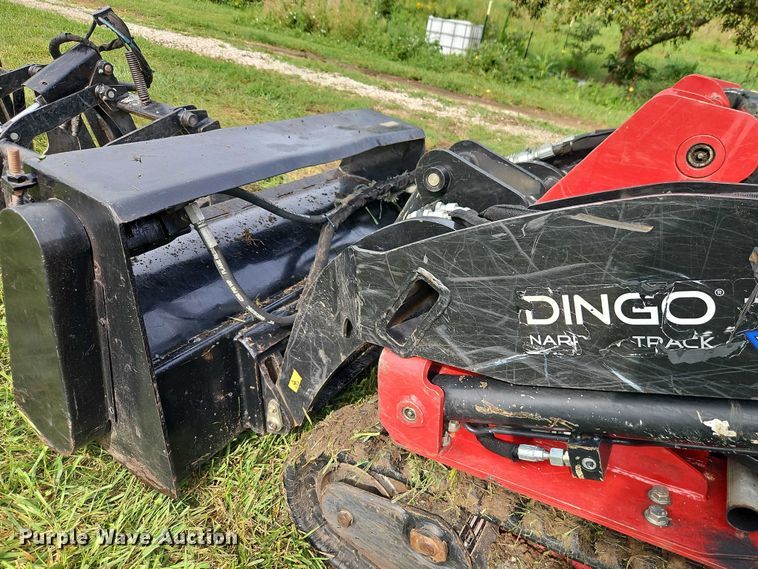 image for item EO4554 2020 Toro TX 1000 Narrow Track compact utility loader