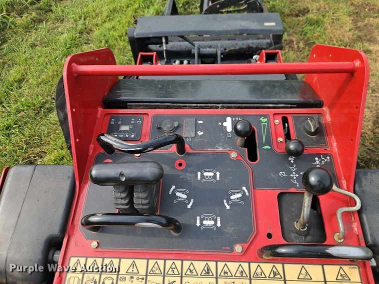 image for item EO4554 2020 Toro TX 1000 Narrow Track compact utility loader