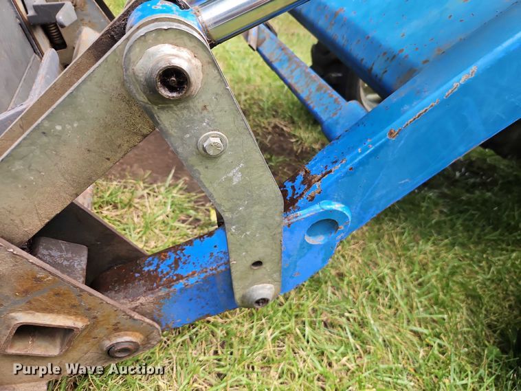 image for item EO4556 2002 New Holland TC35D MFWD tractor