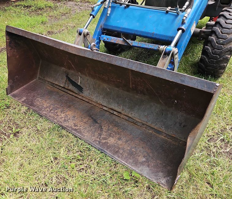 image for item EO4556 2002 New Holland TC35D MFWD tractor