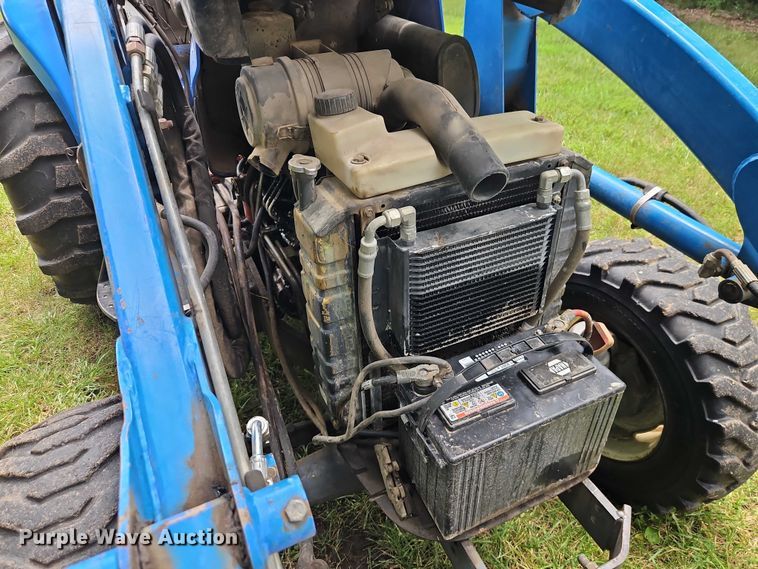 image for item EO4556 2002 New Holland TC35D MFWD tractor