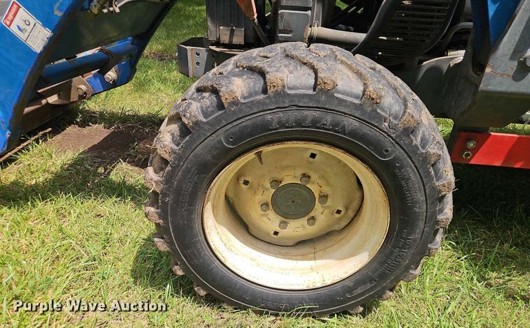 image for item EO4556 2002 New Holland TC35D MFWD tractor