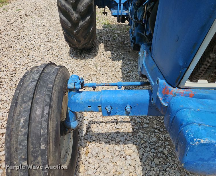 image for item EO4557 1978 Ford 4600 tractor
