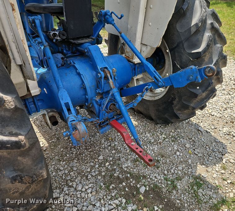image for item EO4557 1978 Ford 4600 tractor