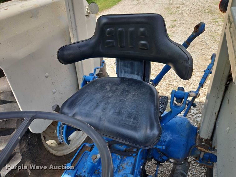 image for item EO4557 1978 Ford 4600 tractor