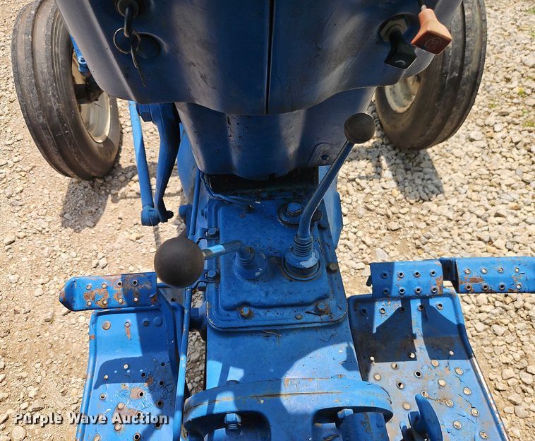 image for item EO4557 1978 Ford 4600 tractor