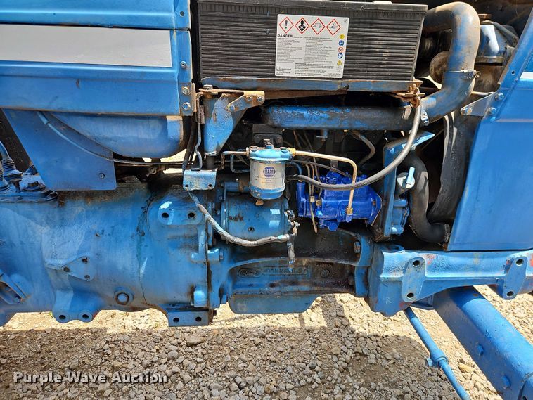 image for item EO4557 1978 Ford 4600 tractor