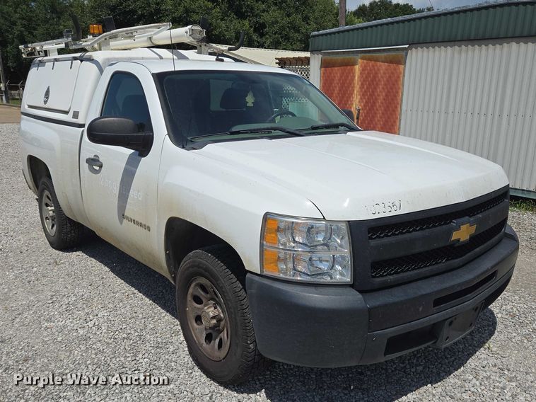 image for item EQ2604 2012 Chevrolet Silverado 1500 utility bed pickup truck