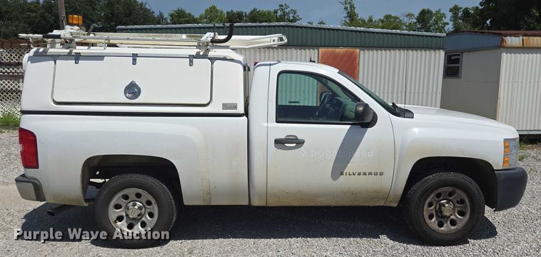 image for item EQ2604 2012 Chevrolet Silverado 1500 utility bed pickup truck