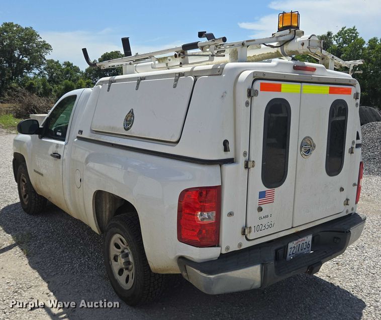 image for item EQ2604 2012 Chevrolet Silverado 1500 utility bed pickup truck