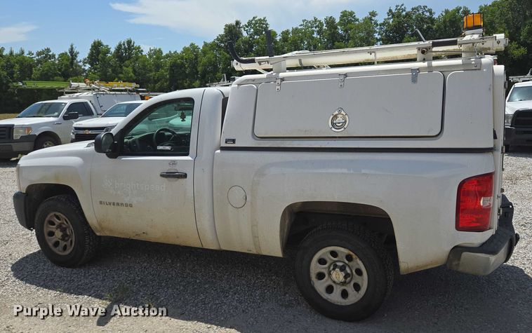 image for item EQ2604 2012 Chevrolet Silverado 1500 utility bed pickup truck