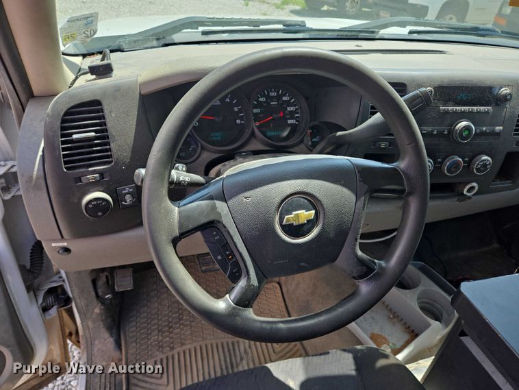 image for item EQ2604 2012 Chevrolet Silverado 1500 utility bed pickup truck