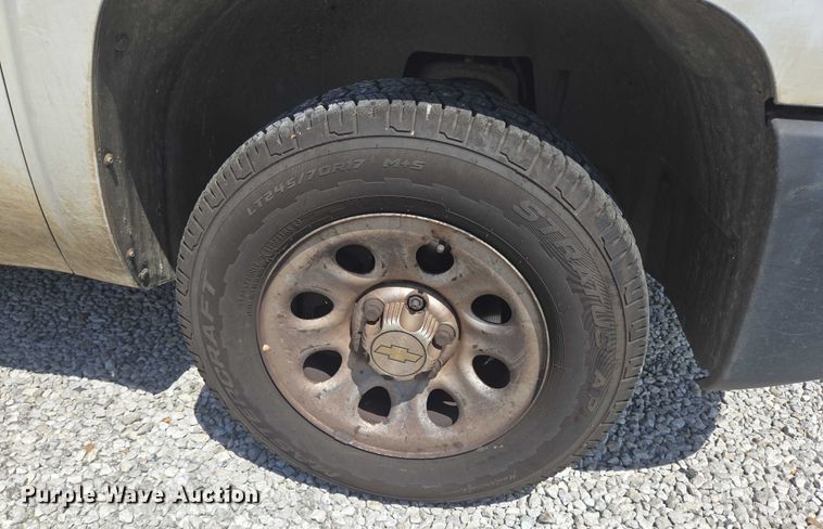 image for item EQ2604 2012 Chevrolet Silverado 1500 utility bed pickup truck