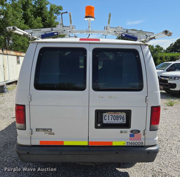 image for item EQ2605 2014 Ford E150 van