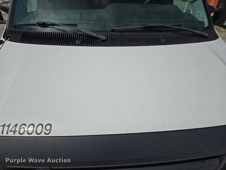 image for item EQ2605 2014 Ford E150 van