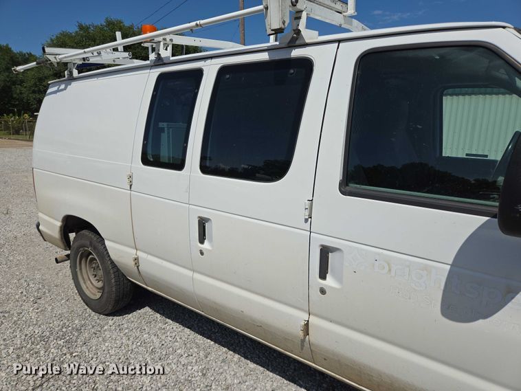 image for item EQ2605 2014 Ford E150 van