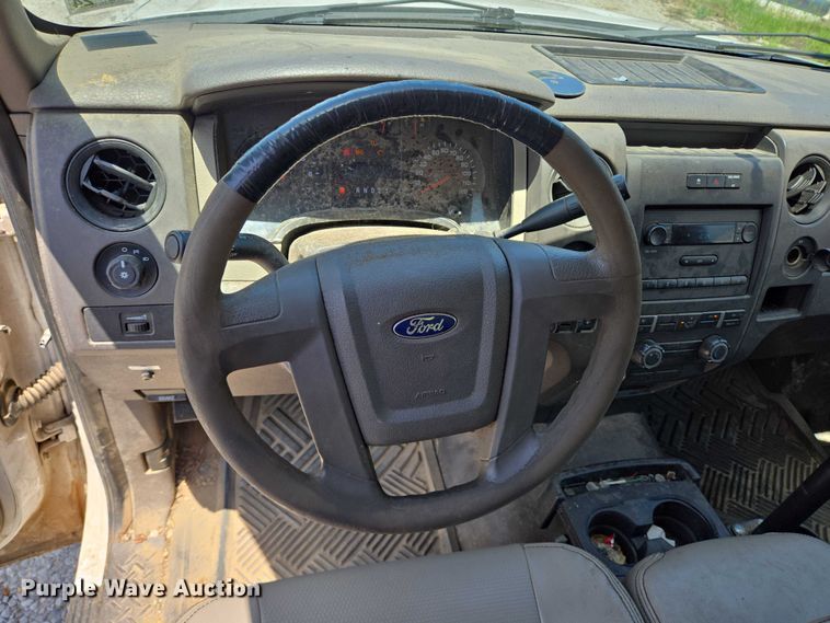 image for item EQ2608 2010 Ford F150 pickup truck