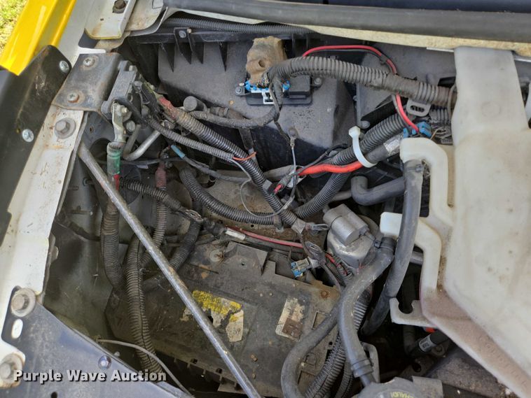 image for item EQ4034 2017 Chevrolet Express G4500 shuttle bus