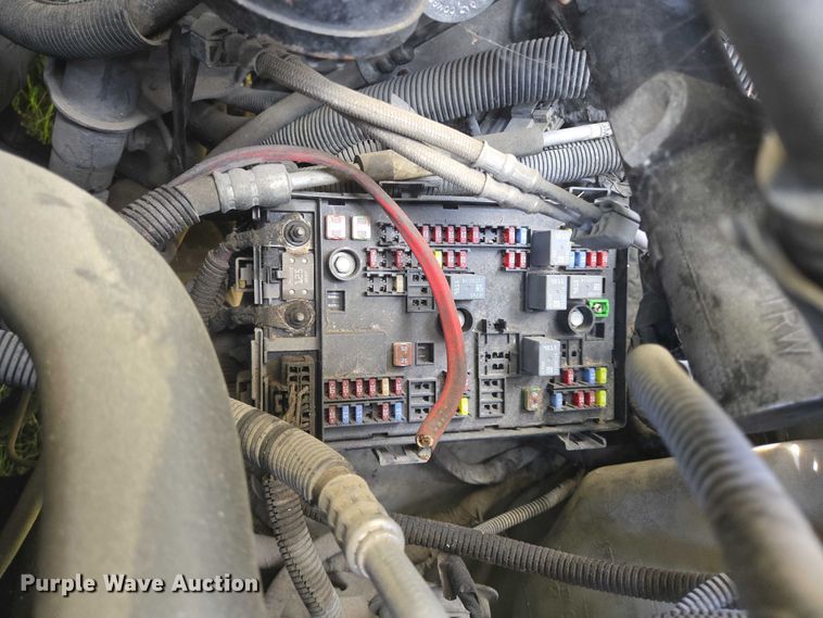 image for item EQ4034 2017 Chevrolet Express G4500 shuttle bus