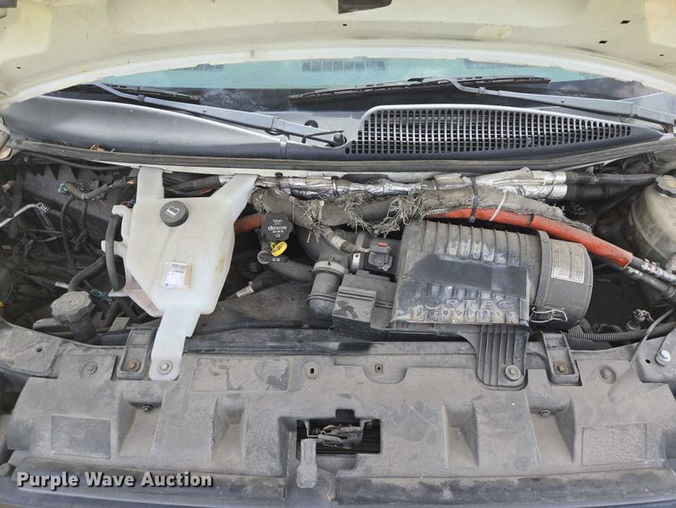 image for item EQ4035 2016 Chevrolet Express G4500 shuttle bus