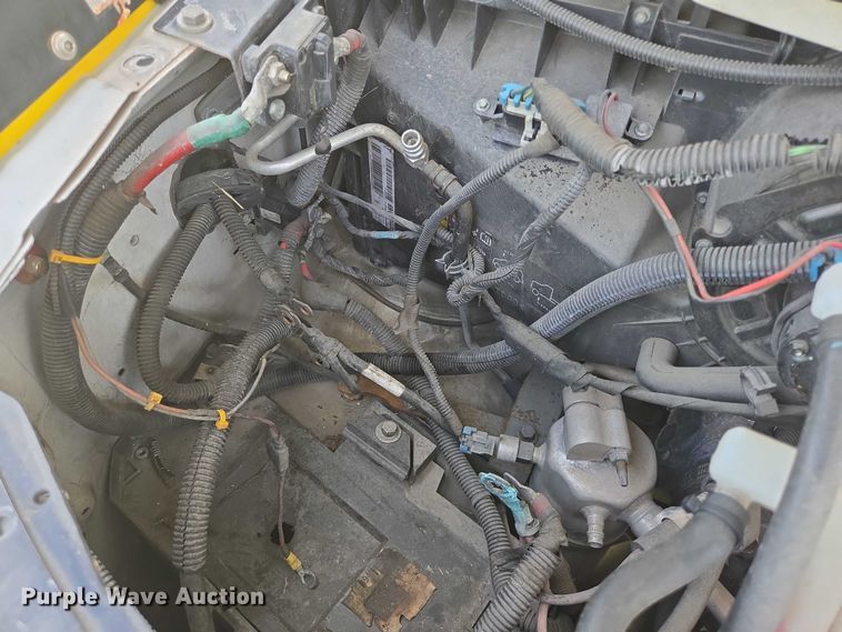 image for item EQ4035 2016 Chevrolet Express G4500 shuttle bus