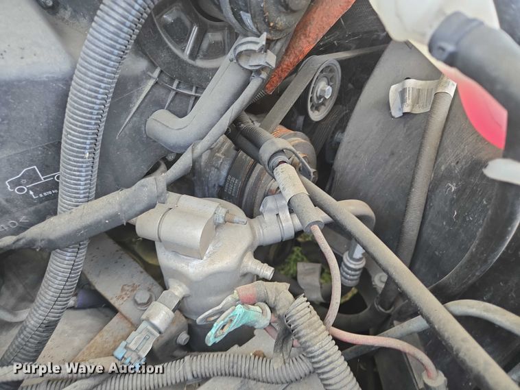 image for item EQ4035 2016 Chevrolet Express G4500 shuttle bus