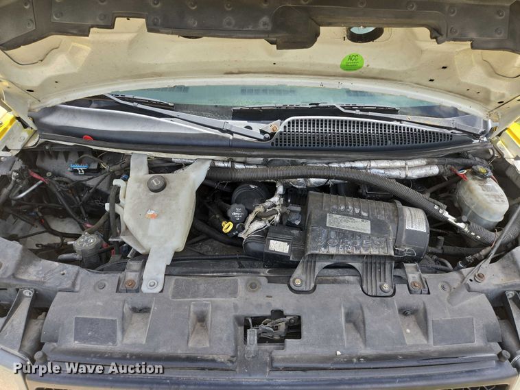 image for item EQ4036 2017 Chevrolet Express G4500 shuttle bus