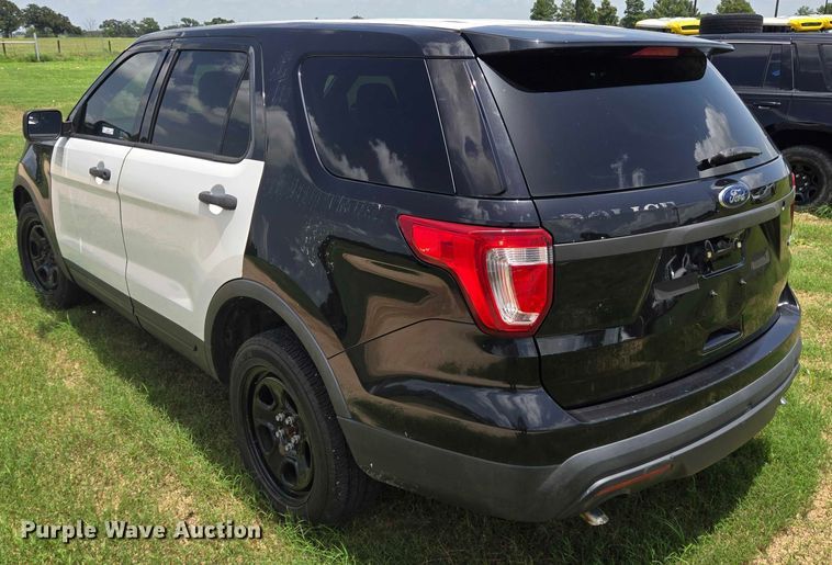 image for item EQ4042 2016 Ford Explorer Police Interceptor SUV
