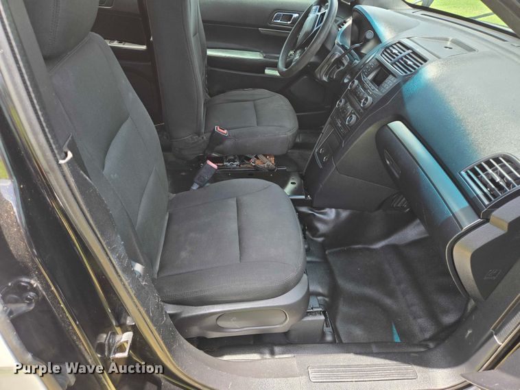 image for item EQ4042 2016 Ford Explorer Police Interceptor SUV