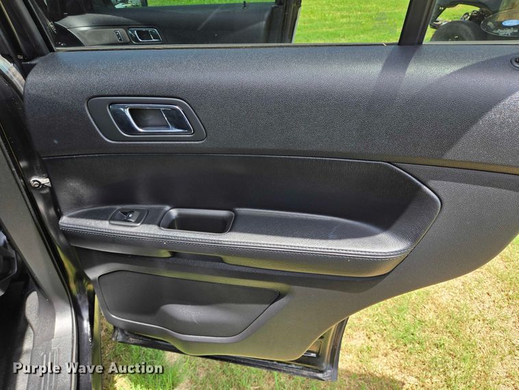 image for item EQ4042 2016 Ford Explorer Police Interceptor SUV