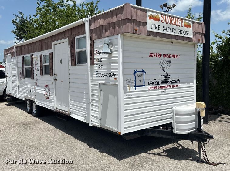 image for item EQ4043 2004 Forks RV Inc fire safety training trailer