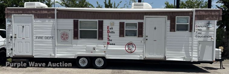 image for item EQ4043 2004 Forks RV Inc fire safety training trailer