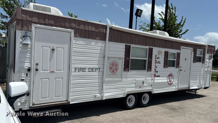 image for item EQ4043 2004 Forks RV Inc fire safety training trailer