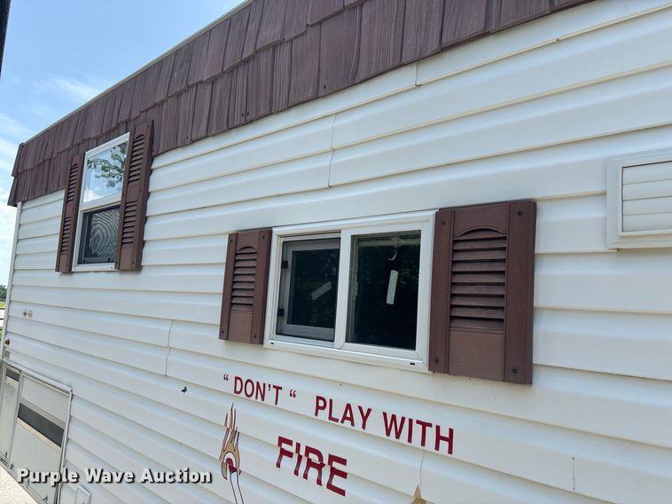 image for item EQ4043 2004 Forks RV Inc fire safety training trailer