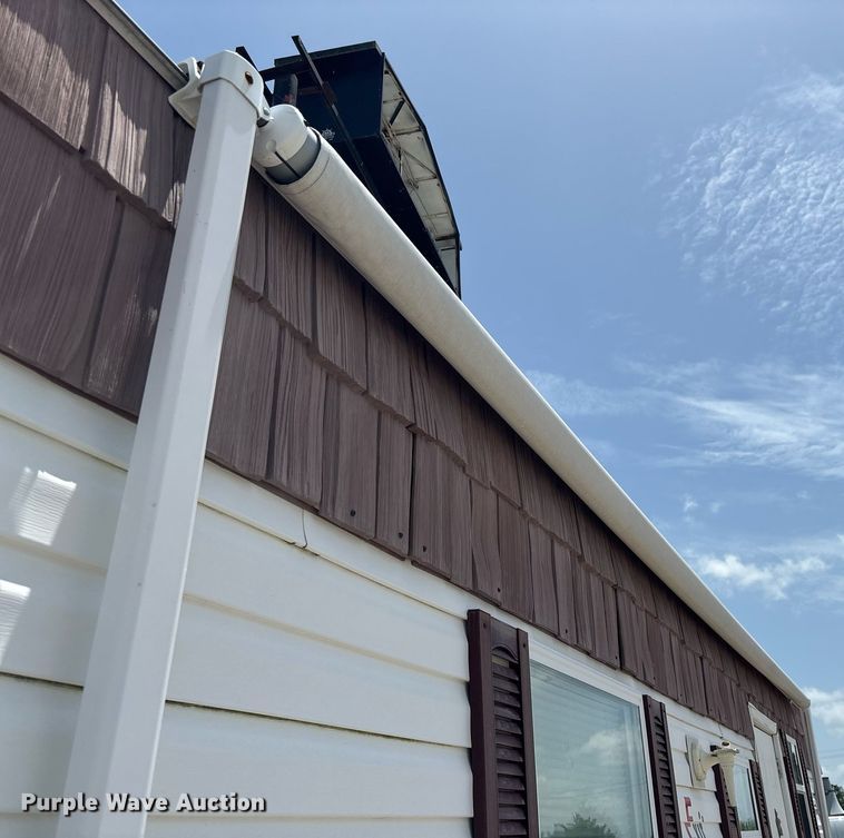 image for item EQ4043 2004 Forks RV Inc fire safety training trailer