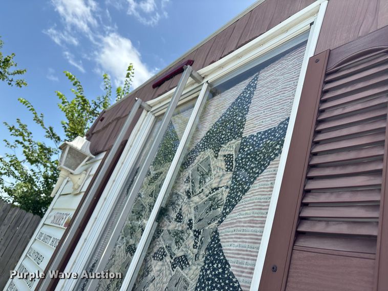 image for item EQ4043 2004 Forks RV Inc fire safety training trailer