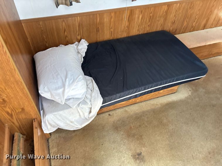 image for item EQ4043 2004 Forks RV Inc fire safety training trailer