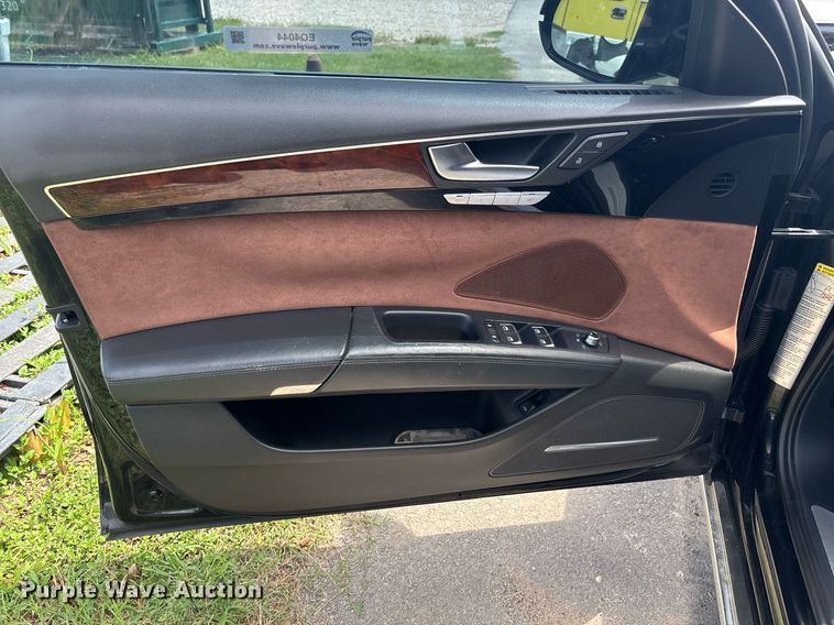 image for item EQ4044 2012 Audi A8 Quattro 