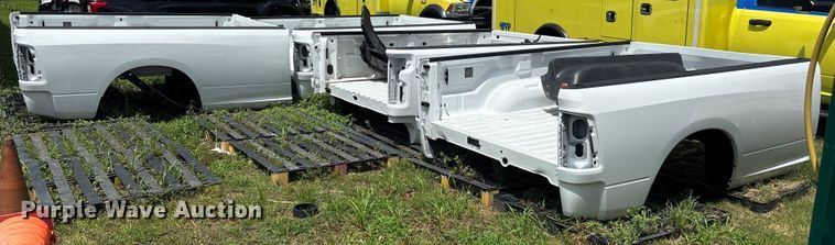 image for item EQ4045 (4) pickup truck beds