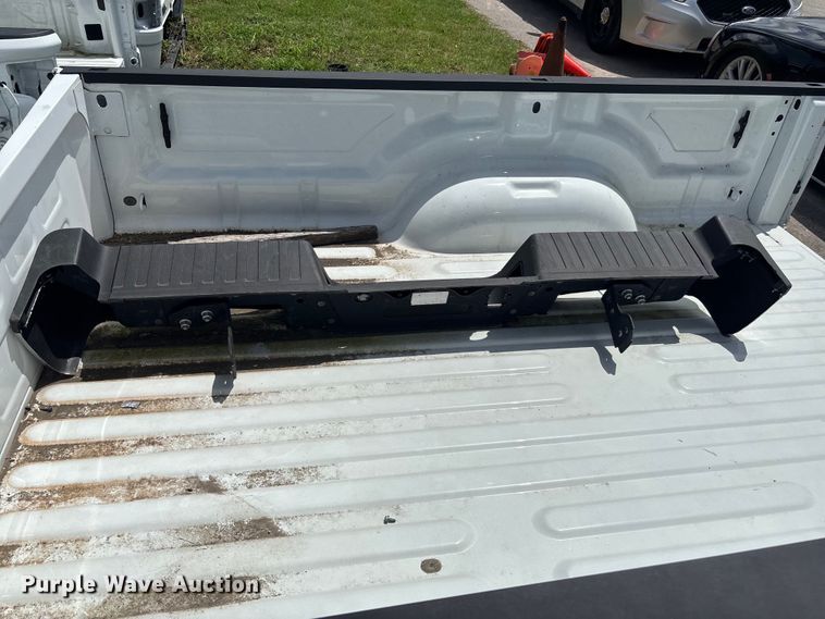 image for item EQ4045 (4) pickup truck beds