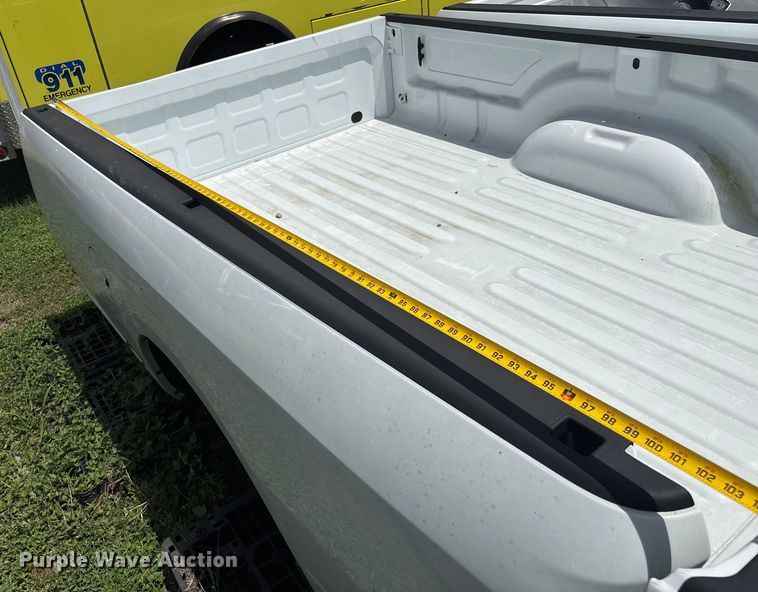 image for item EQ4045 (4) pickup truck beds