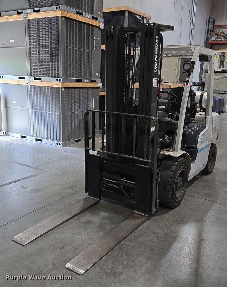 MONTACARGAS 2015 UNICARRIERS PF60