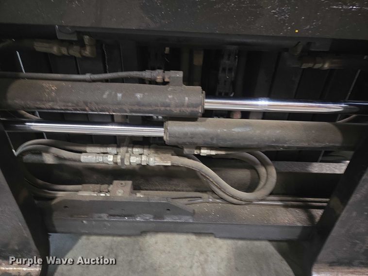 image for item EQ4047 2015 UniCarriers  PF60 forklift