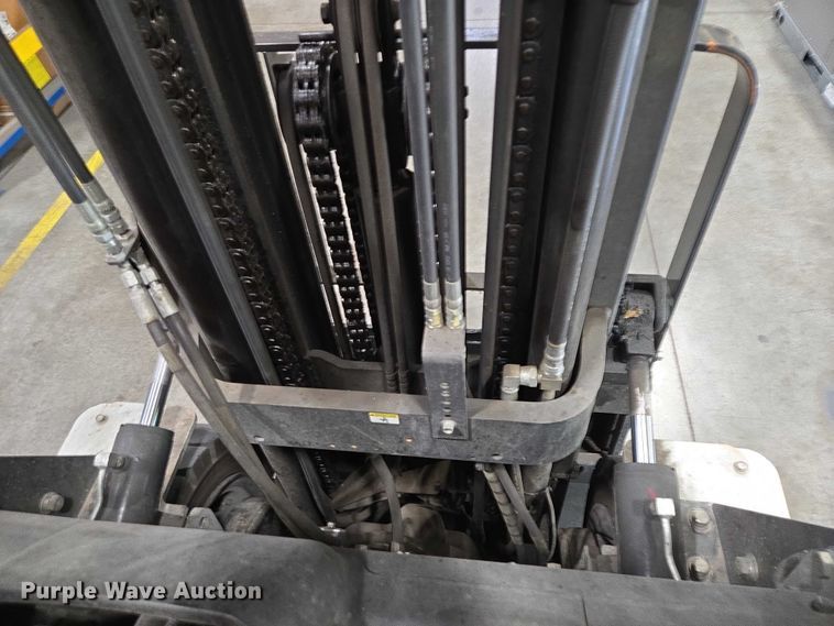 image for item EQ4047 2015 UniCarriers  PF60 forklift