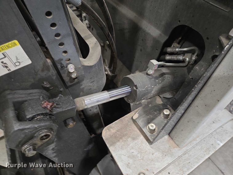 image for item EQ4047 2015 UniCarriers  PF60 forklift