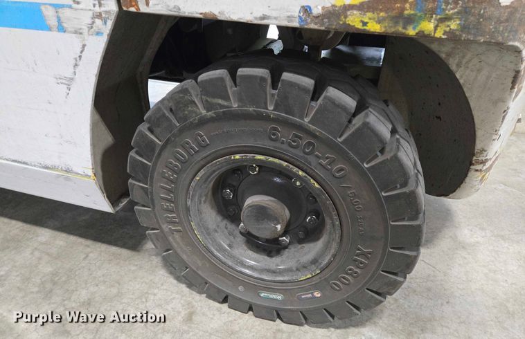 image for item EQ4047 2015 UniCarriers  PF60 forklift