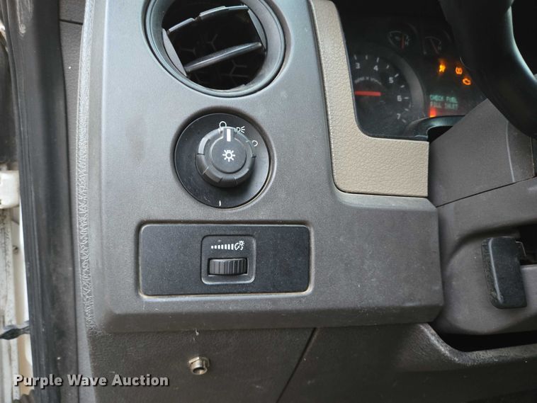 image for item EQ4062 2010 Ford F150 pickup truck