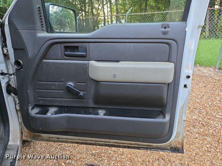 image for item EQ4062 2010 Ford F150 pickup truck